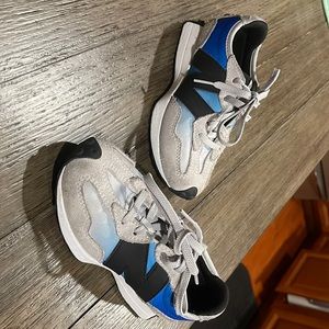 New Balanceboys shoes size 12 like new